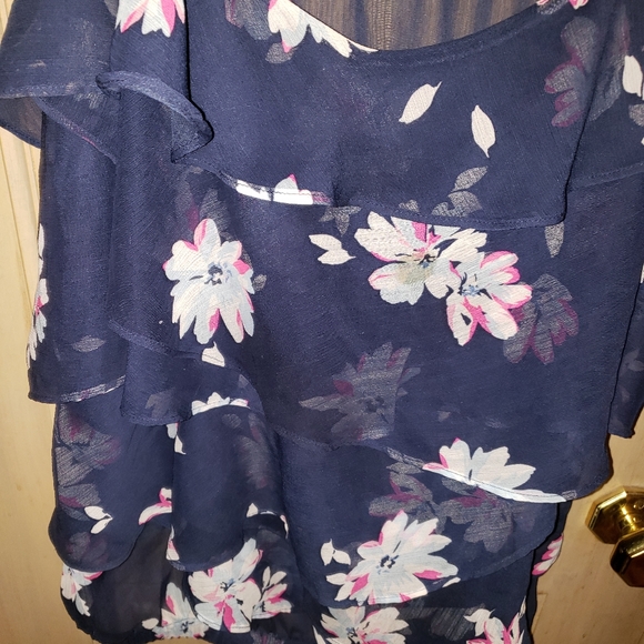 Womens plus sz Torrid 2X Navy Floral Trendy Tank Top shirt - Picture 3 of 5